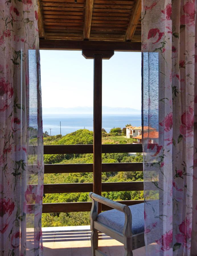 Orfeas House 2 Villa Патитири Екстериор снимка
