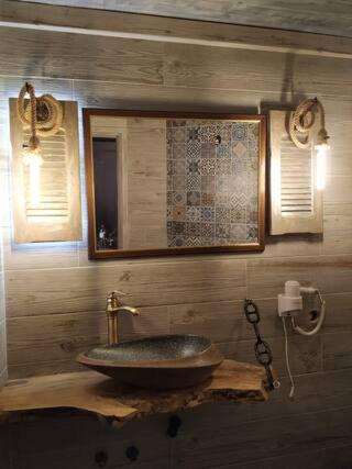 Orfeas House 2 Villa Патитири Екстериор снимка